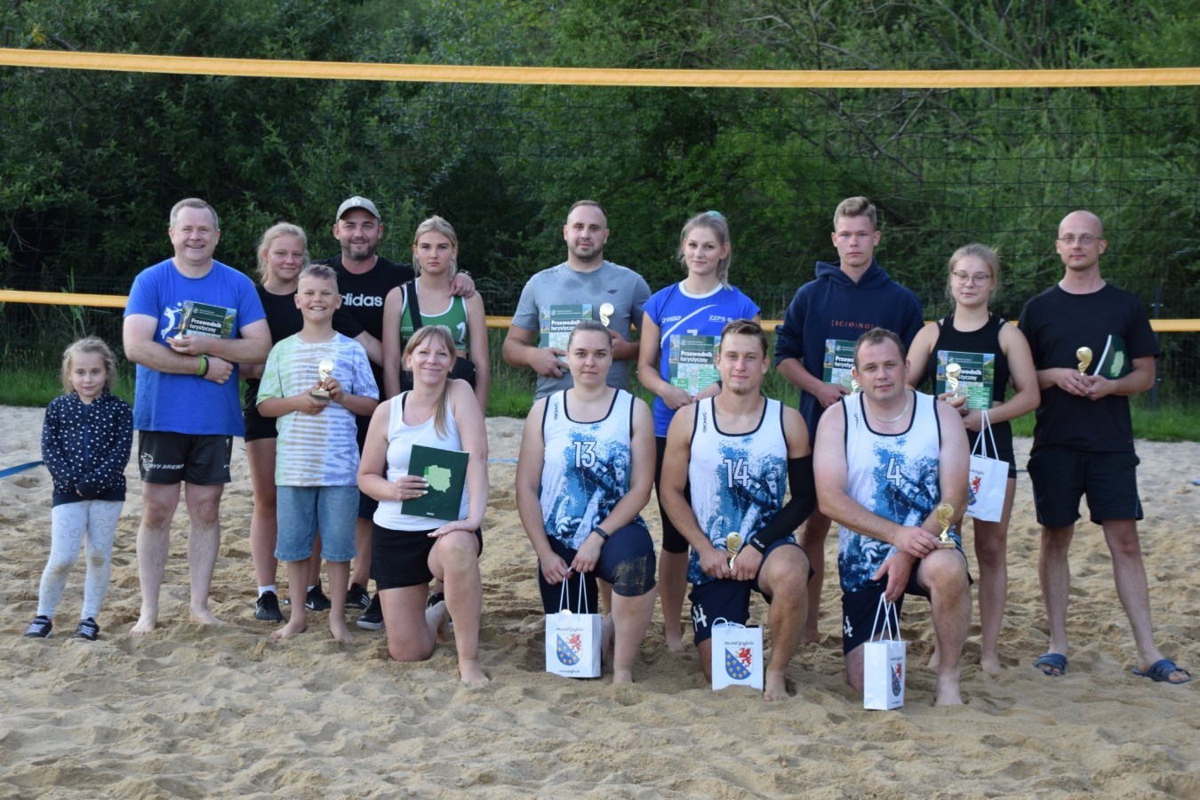 Turniej plażowej piłki siatkowej trójek